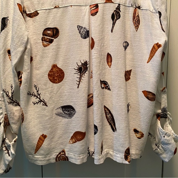 SEASHELL NAUTICAL Jane + Delancey shirt brown & gray shells Large OCEAN FUN - Picture 7 of 12